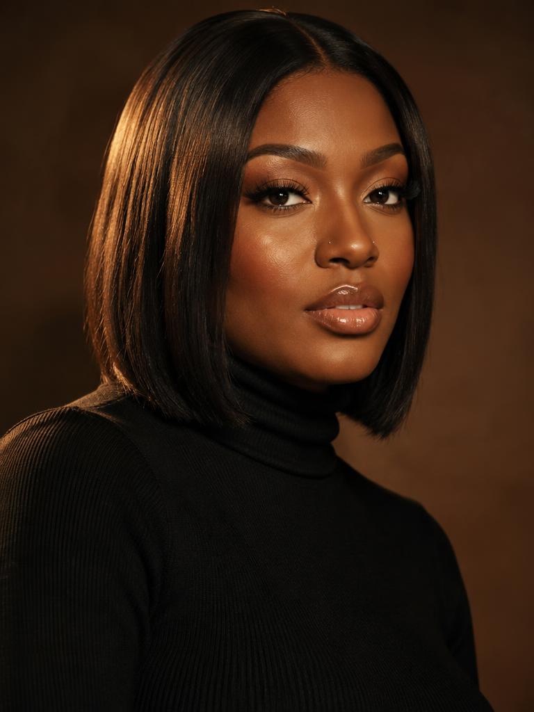 Nia, Stylist at Luna & Co.
